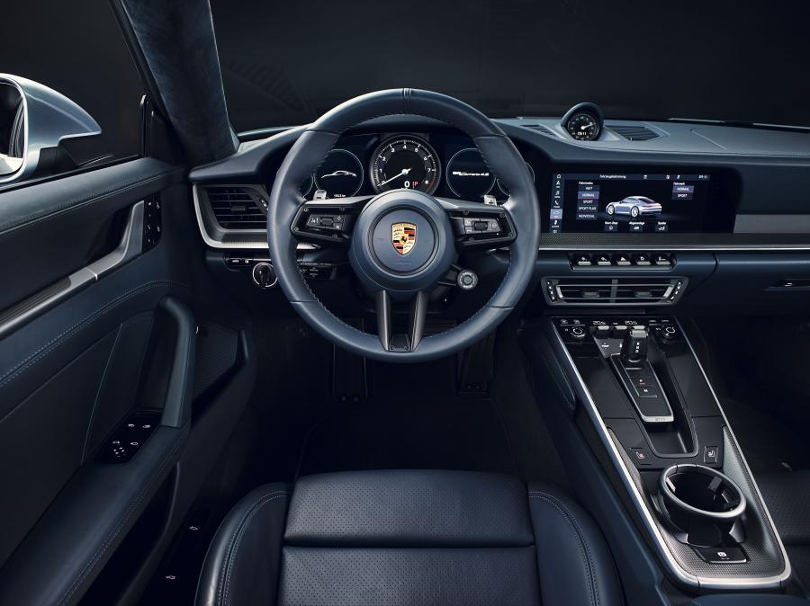 Панель приборов Porsche 911 Carrera 4S (992) 2019 года  (WW) (фото 33 из 60)